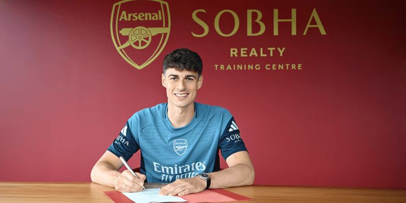 Kepa đã khoác áo Arsenal Kepa đã khoác áo Arsenal