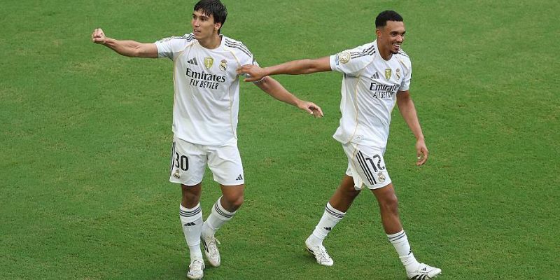 Real Madrid dễ dàng thắng Salzburg Real Madrid dễ dàng thắng Salzburg